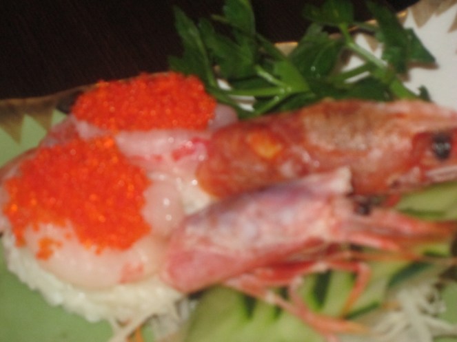 Sushi In Rome: This is what happens when the Sushi Menu is in Japanese with descriptions in Italian. Actually these were DELICIOUS!